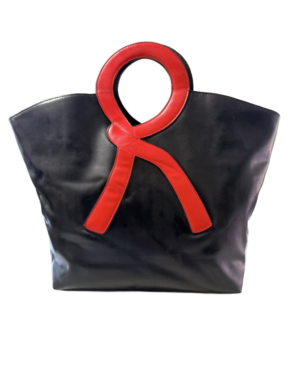 Roberta di Camerino Black Leather Tote w  Red Tromp D’Oeil Ribbon Handle